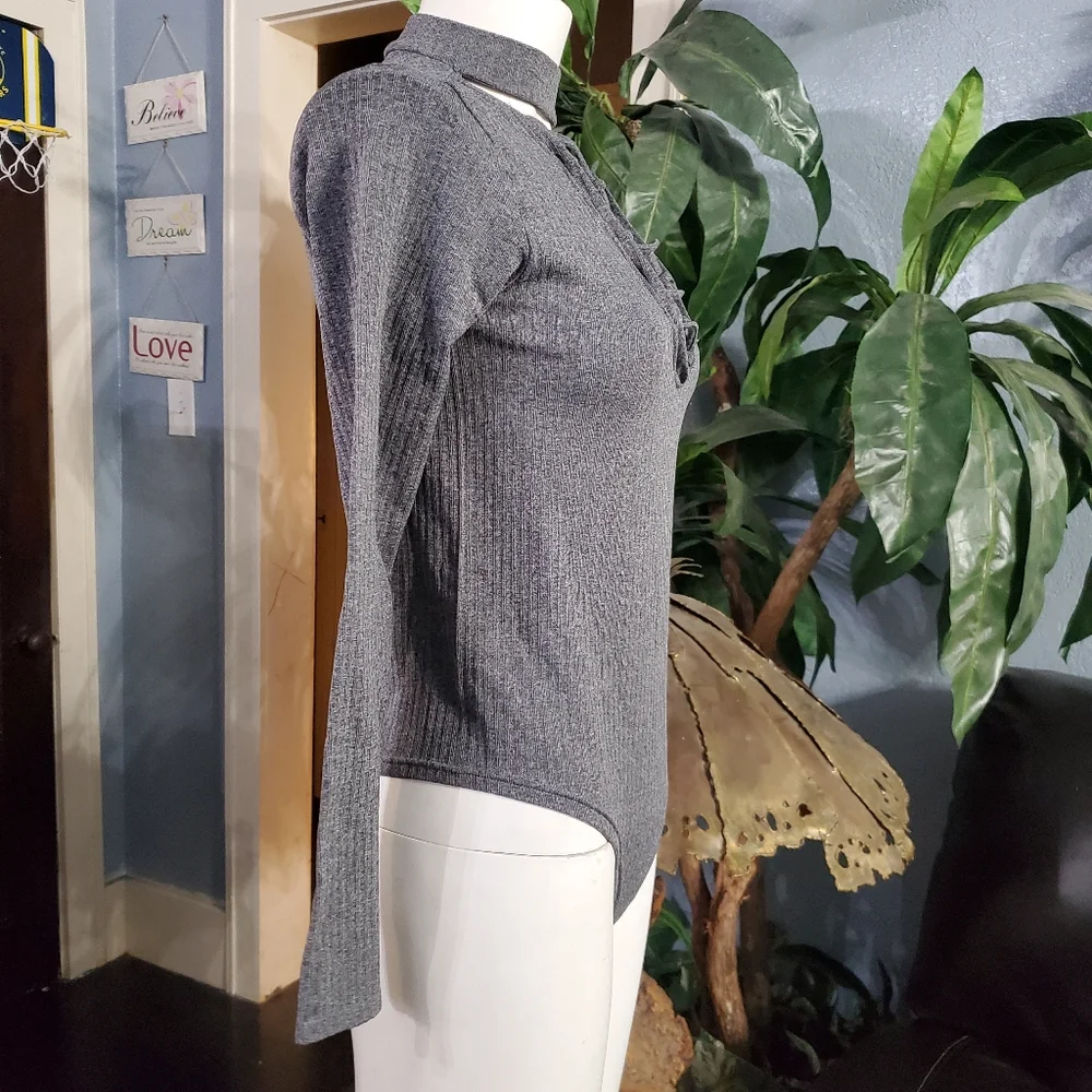 Gray Longsleeved Choker Neckline Caged  Bodysuit New Mix S-M - Picture 5 of 9